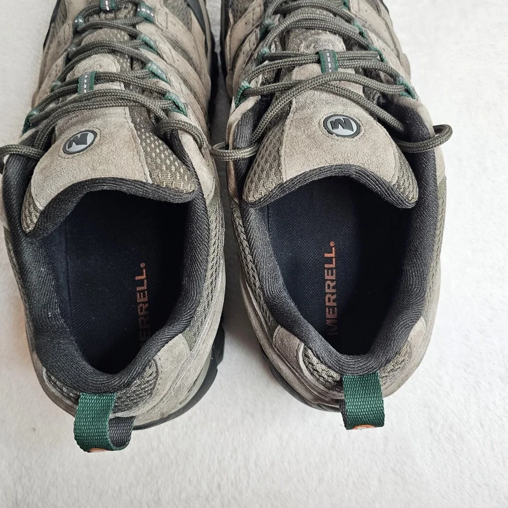 Merrell Moab 2 Vent Hiking Shoes Walnut Mens Size 11.5 Suede Mesh Vibram Sole